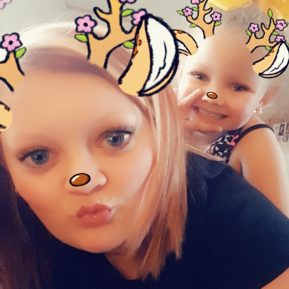 Meet your Posher, Cassandra